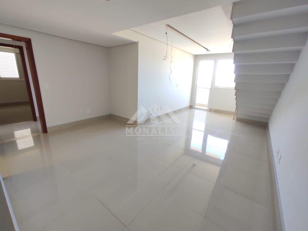 Excelente cobertura disponível no Bairro Ibituruna, MONTES CLA...