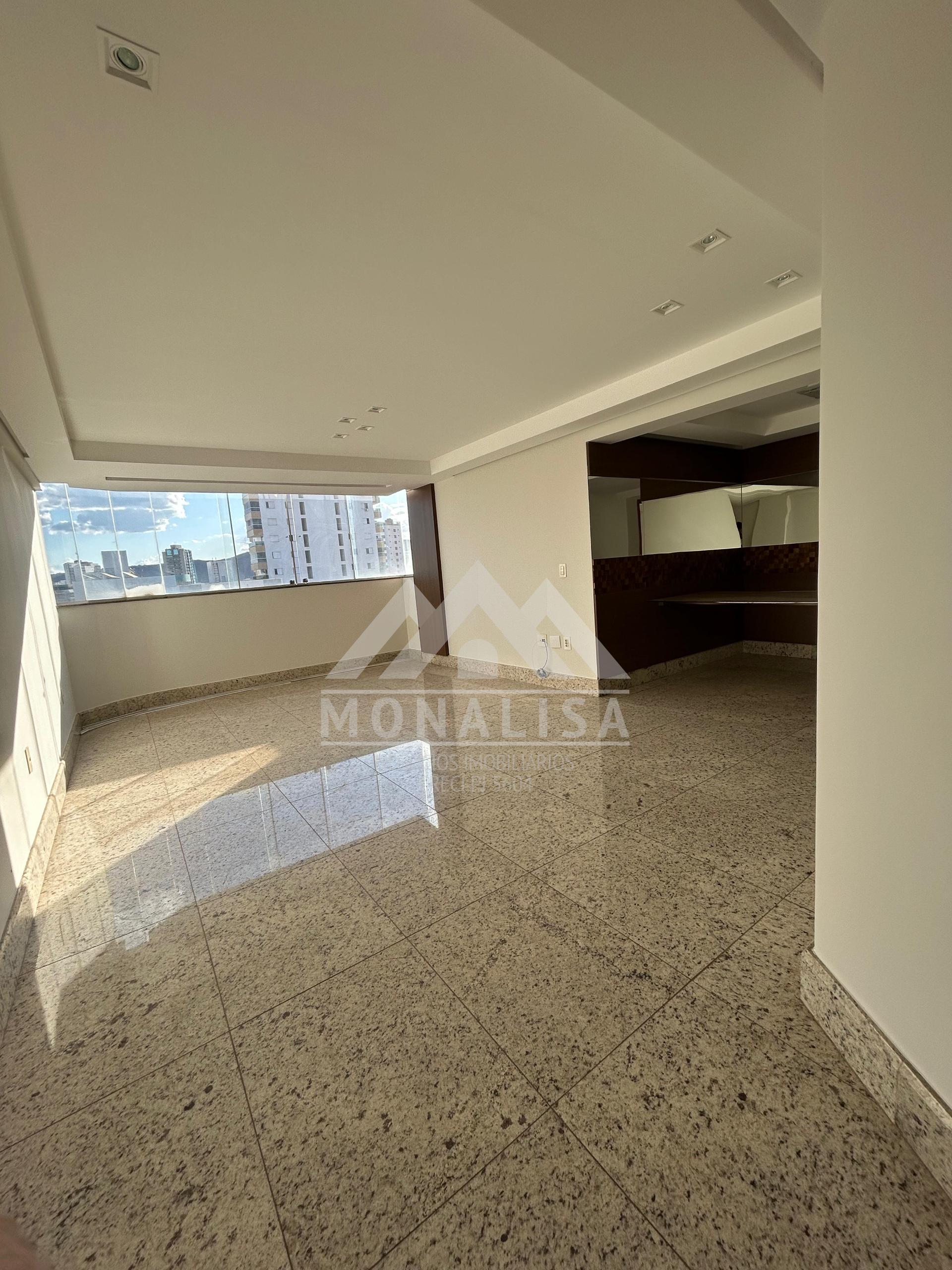 Apartamento no Bairro Cidade Santa Maria com elevador