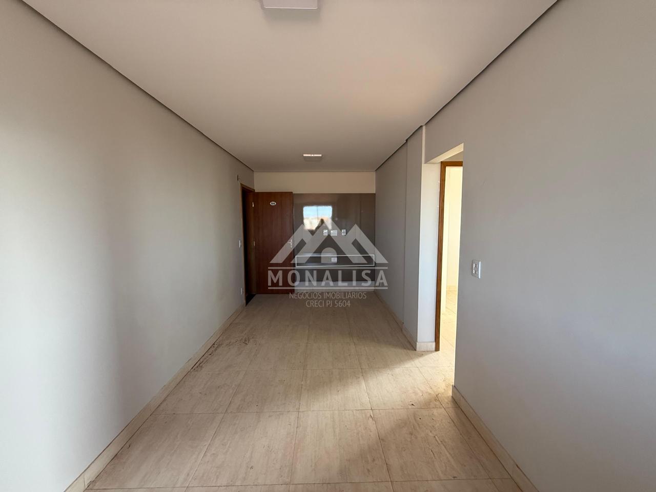 Excelente apartamento com 2 quartos sendo uma suíte  Com eleva...