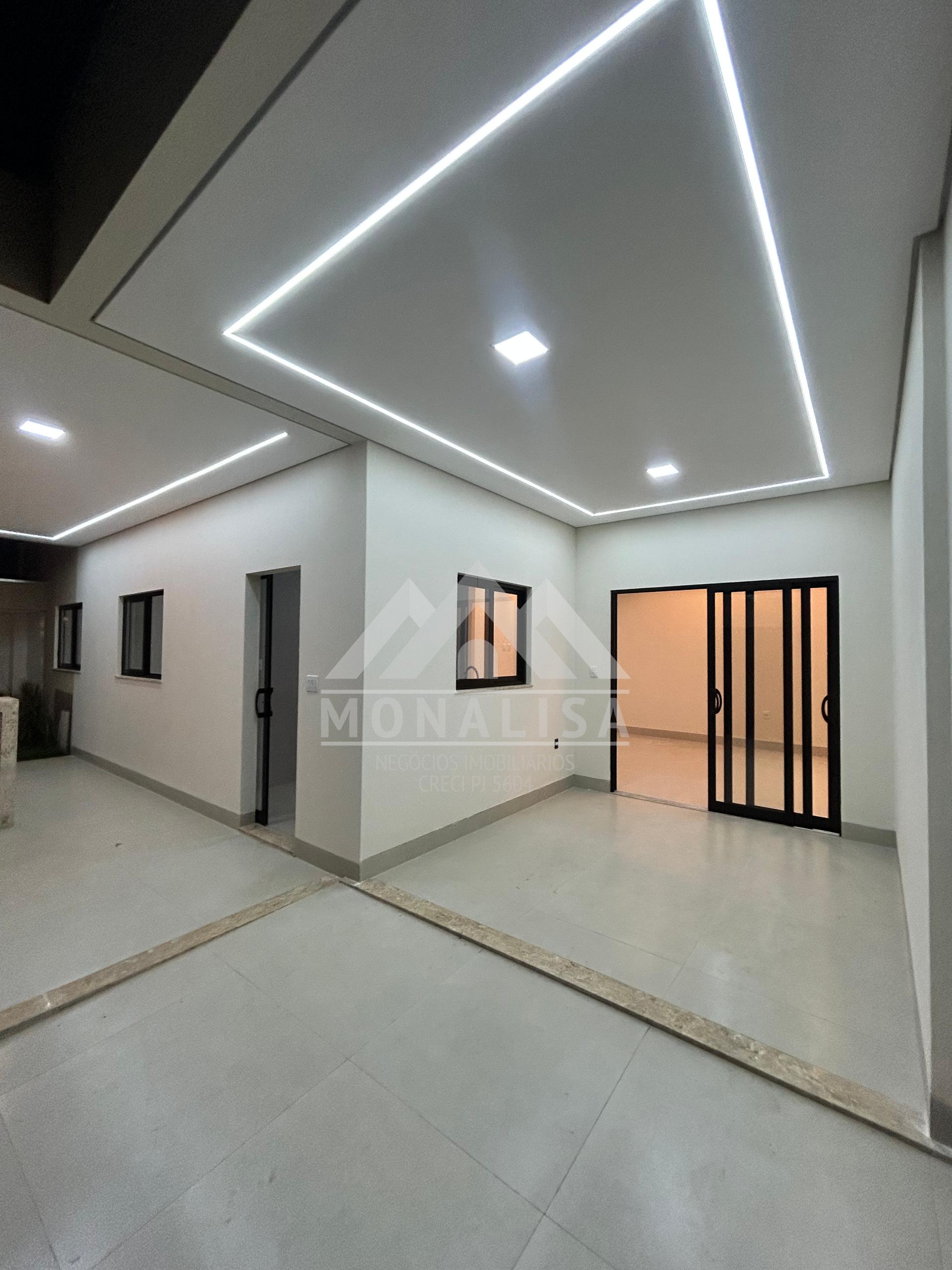 Casa com 3 dormitórios à venda, MONTES CLAROS - MG