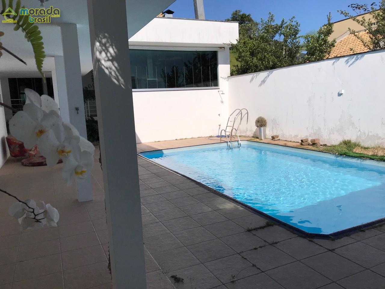 CASA BAIRRO JARAGUA ESQUERDO