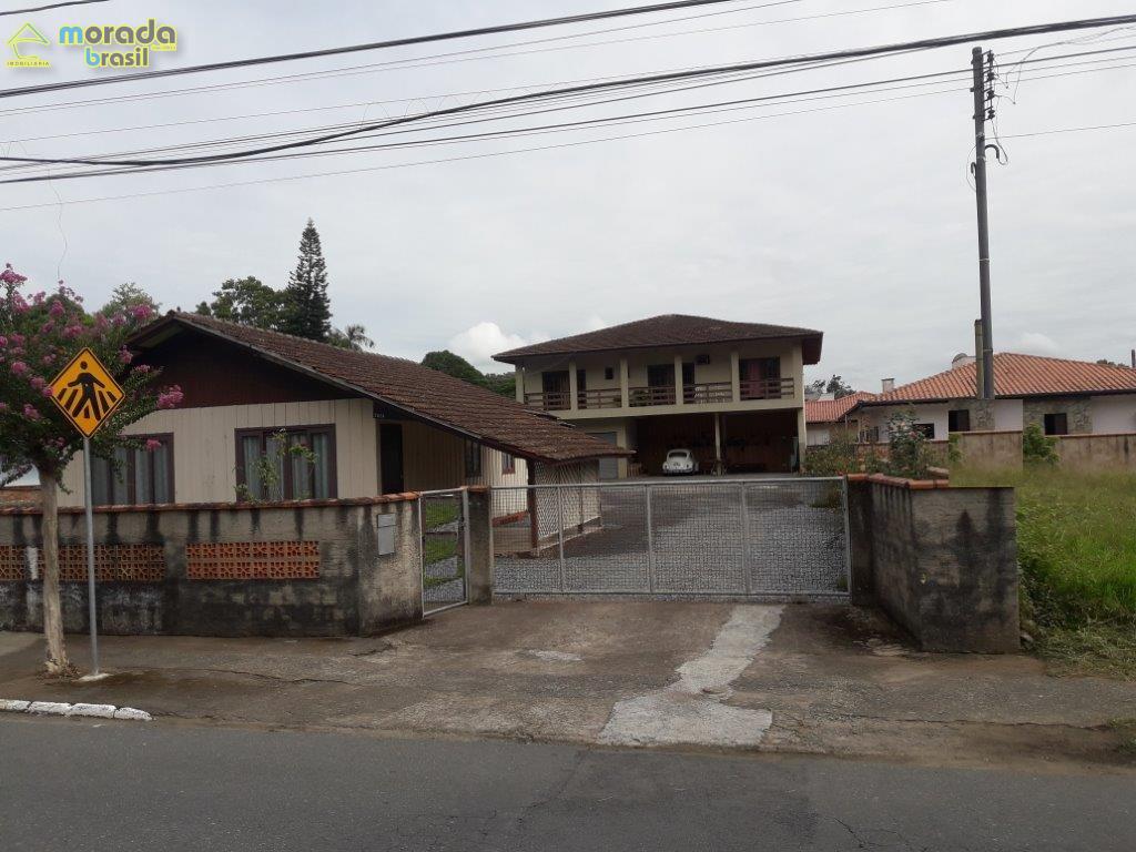 CASA BAIRRO JARAGUA ESQUERDO
