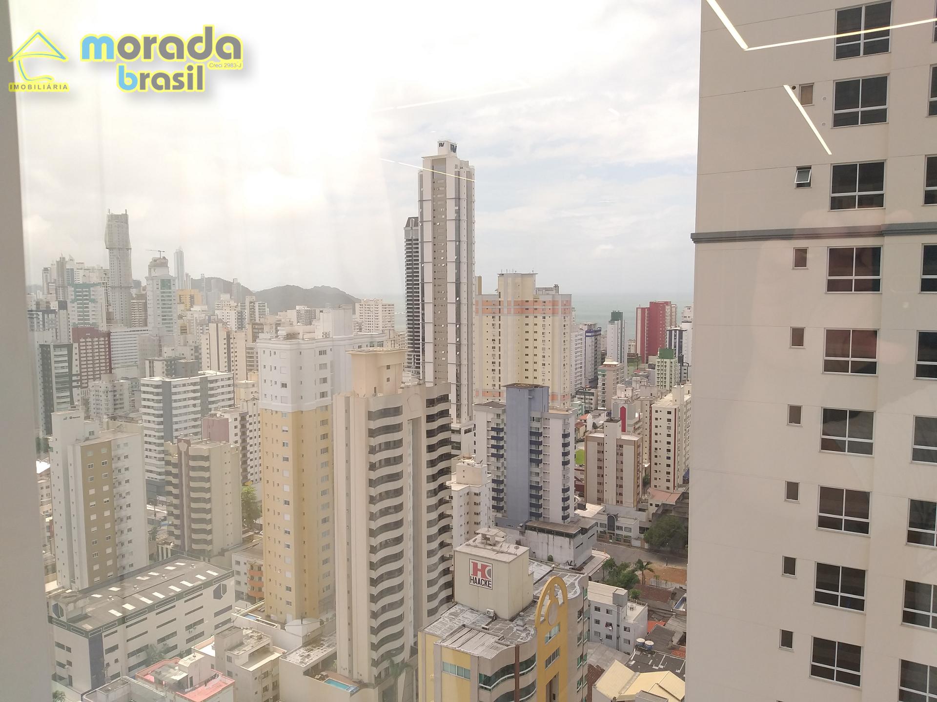 Apartamento à venda - Bairro Centro - Balneário Camboriú.