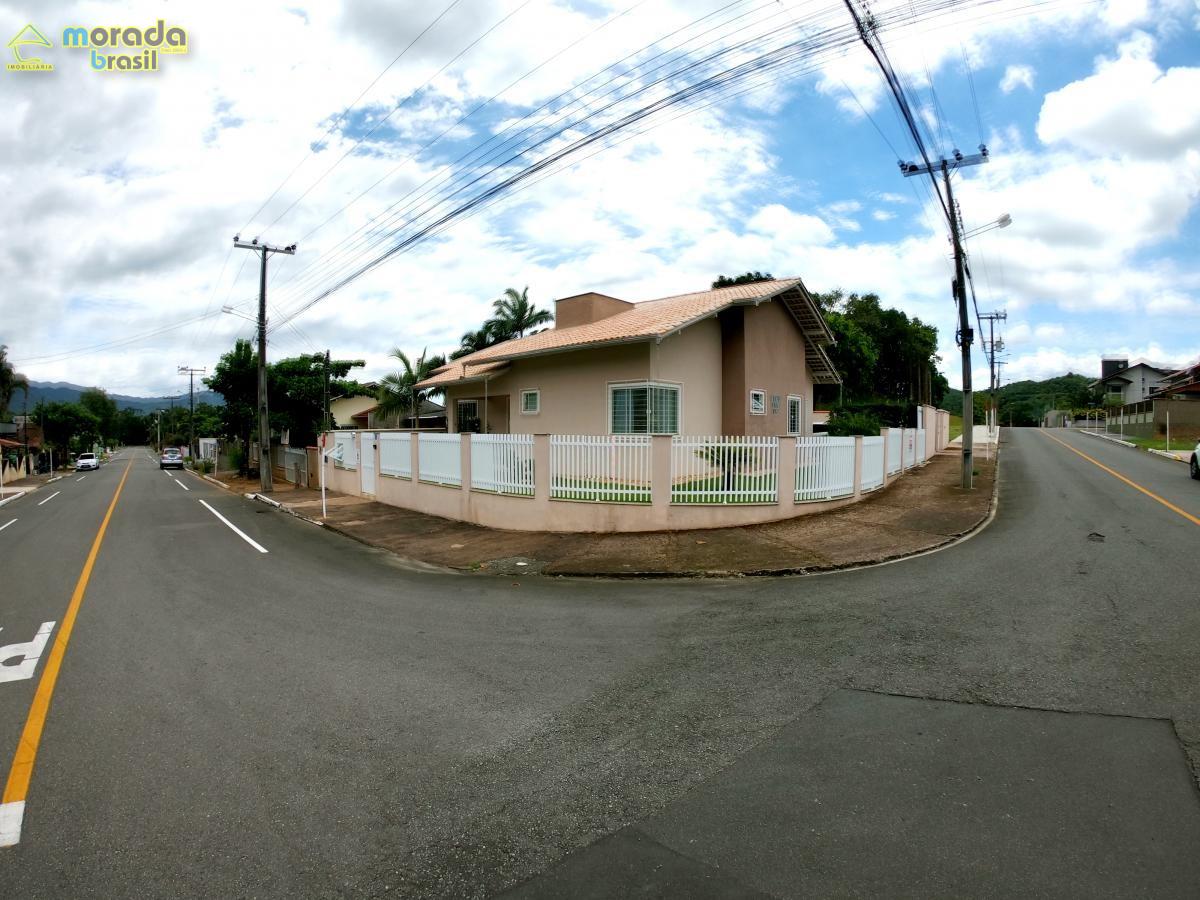 CASA BAIRRO NEREU RAMOS