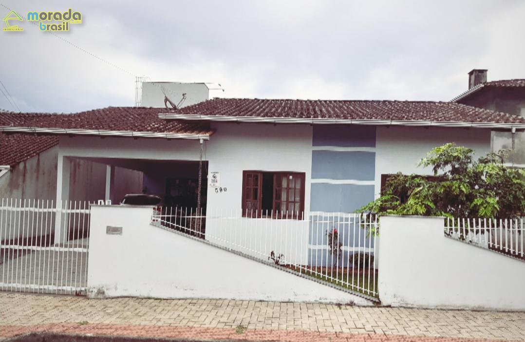 Casa com 3 Quartos à venda -  Bairro Centenário - Jaraguá do S...