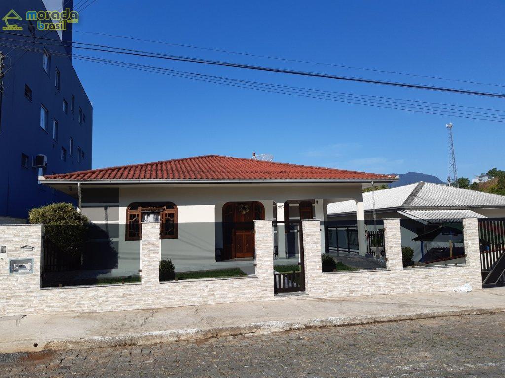 CASA BAIRRO AGUA VERDE