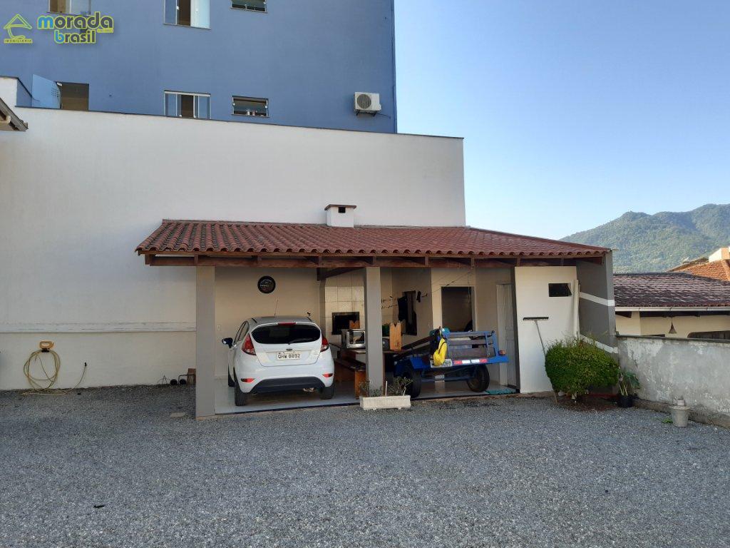 CASA BAIRRO AGUA VERDE