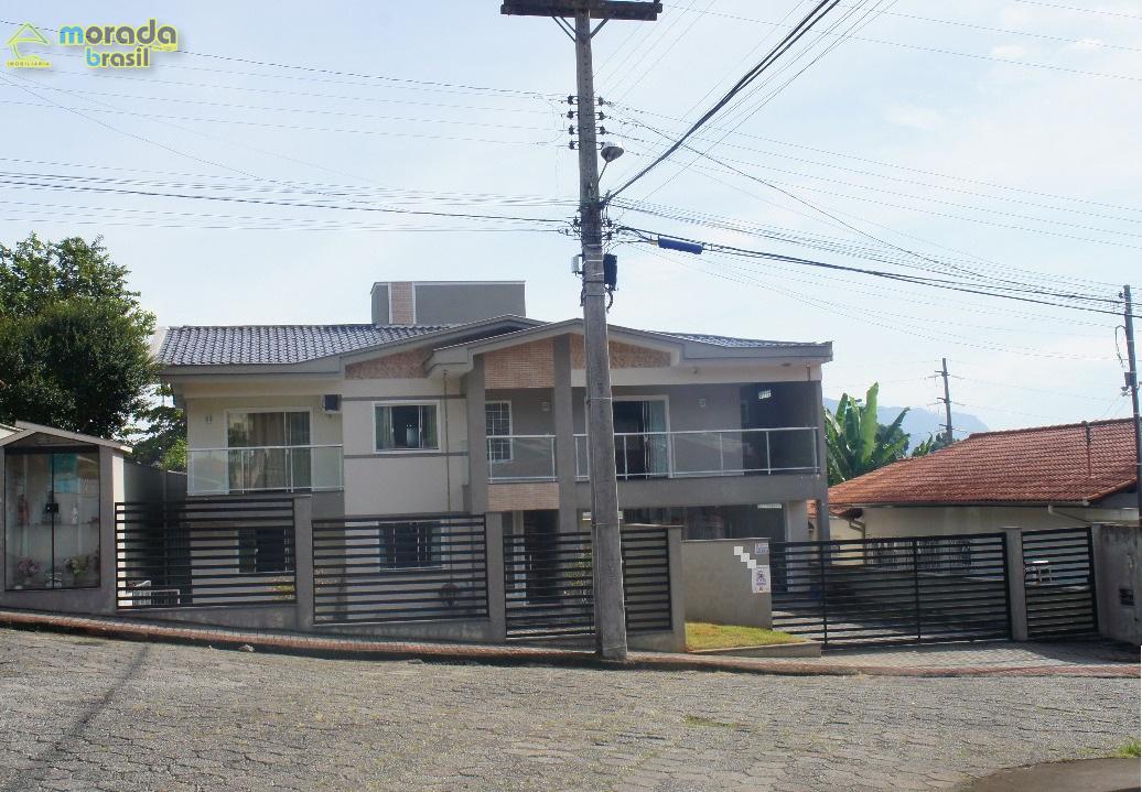 MARAVILHOSA CASA  BARRA DO RIO MOLHA, JARAGUA DO SUL - SC