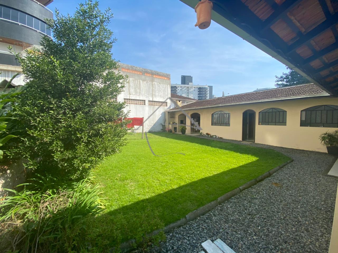 Casa com excelente localização, CENTRO, JARAGUA DO SUL - SC