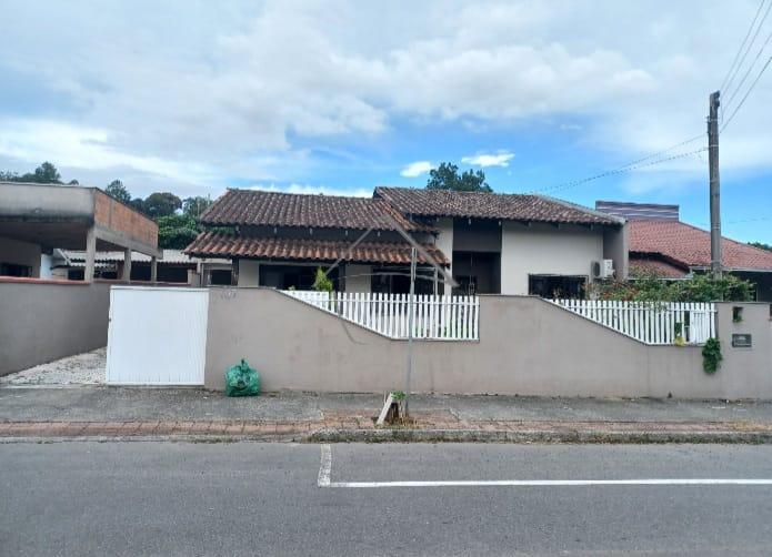 Casa à vendade Alvenaria, SANTO ANTONIO, JARAGUA DO SUL - SC