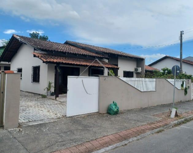 Casa à vendade Alvenaria, SANTO ANTONIO, JARAGUA DO SUL - SC