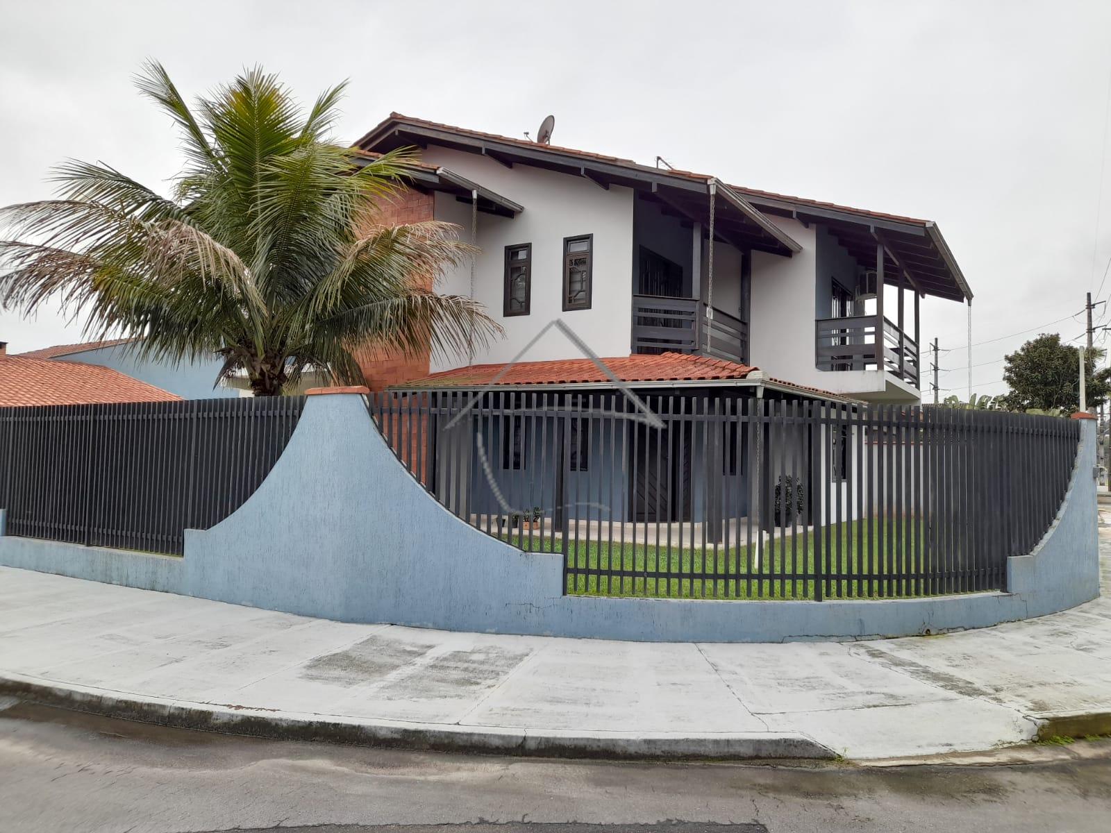 Casa a venda na BARRA DO RIO CERRO, JARAGUA DO SUL - SC, com 2...