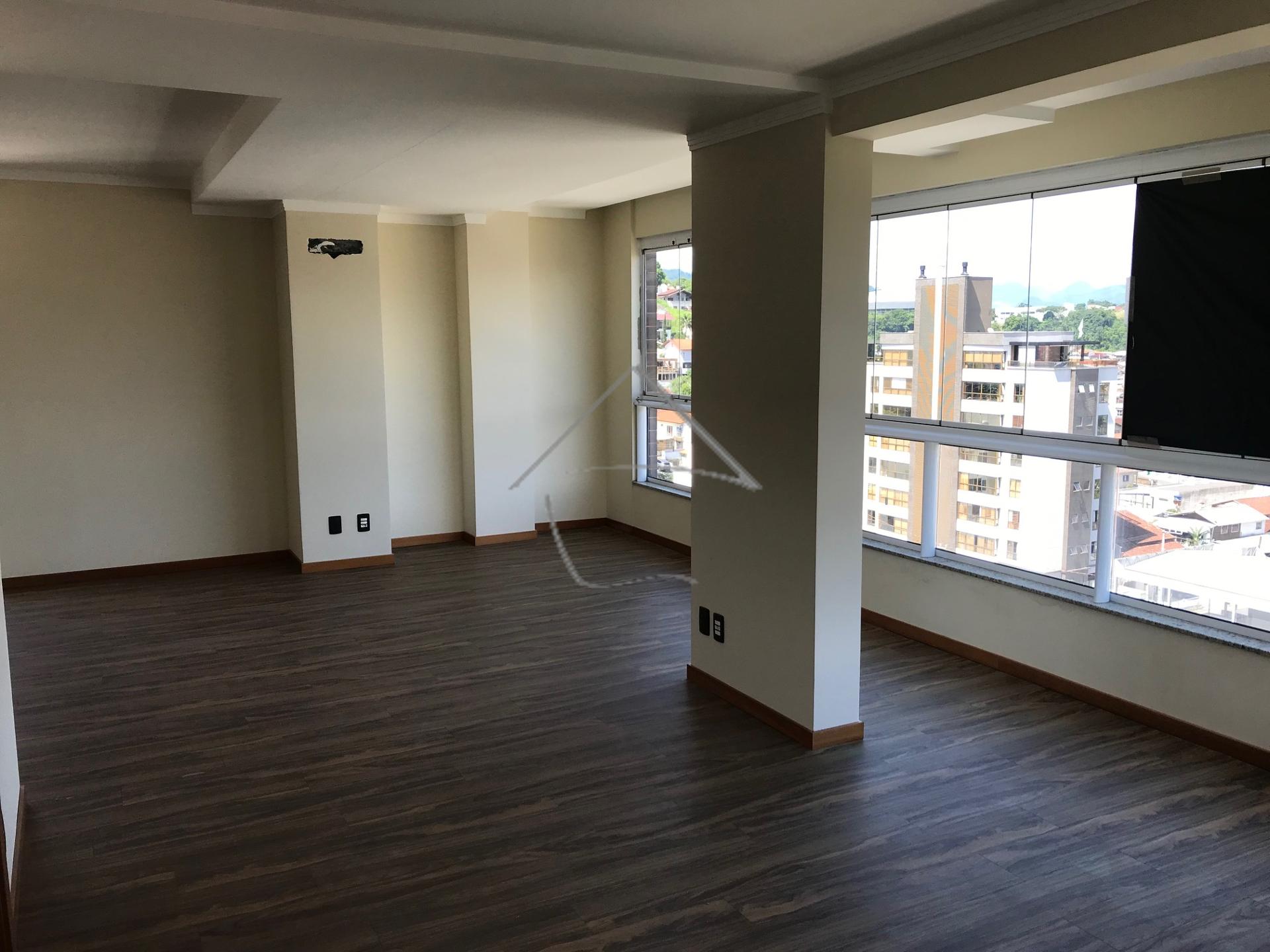 Apartamento à venda - Bairro Centro - Jaraguá do Sul - SC.