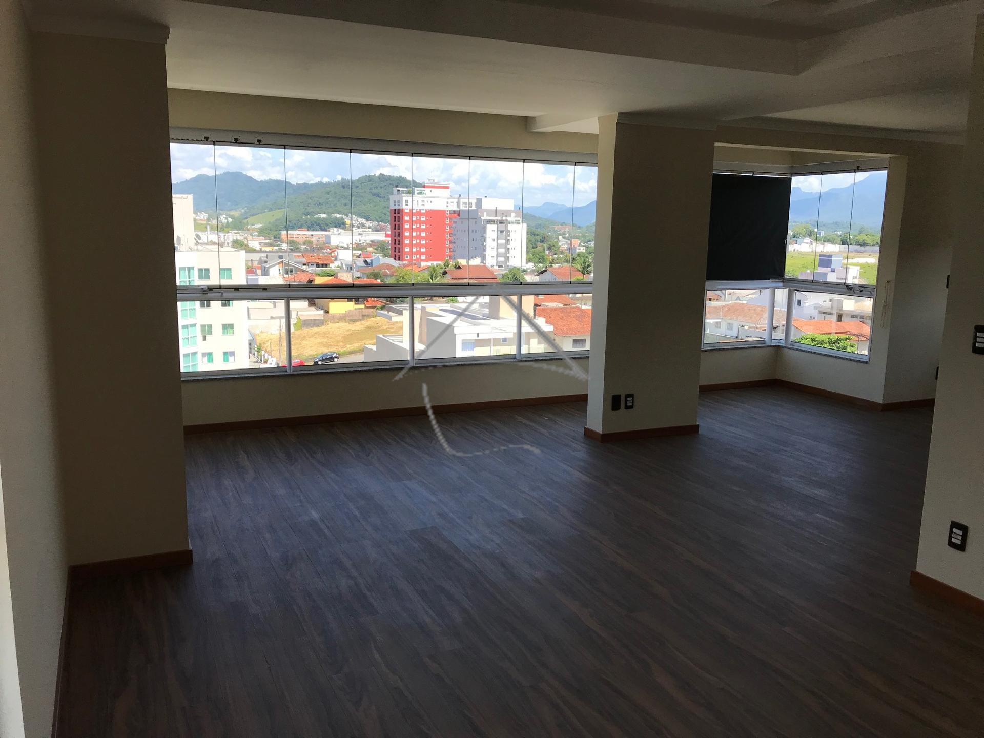 Apartamento à venda - Bairro Centro - Jaraguá do Sul - SC.