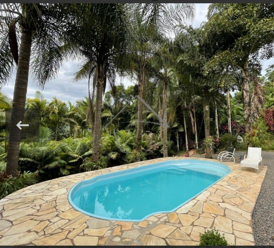 2 casas com Piscinas á venda - Três Rios Do Norte - Jaraguá do...