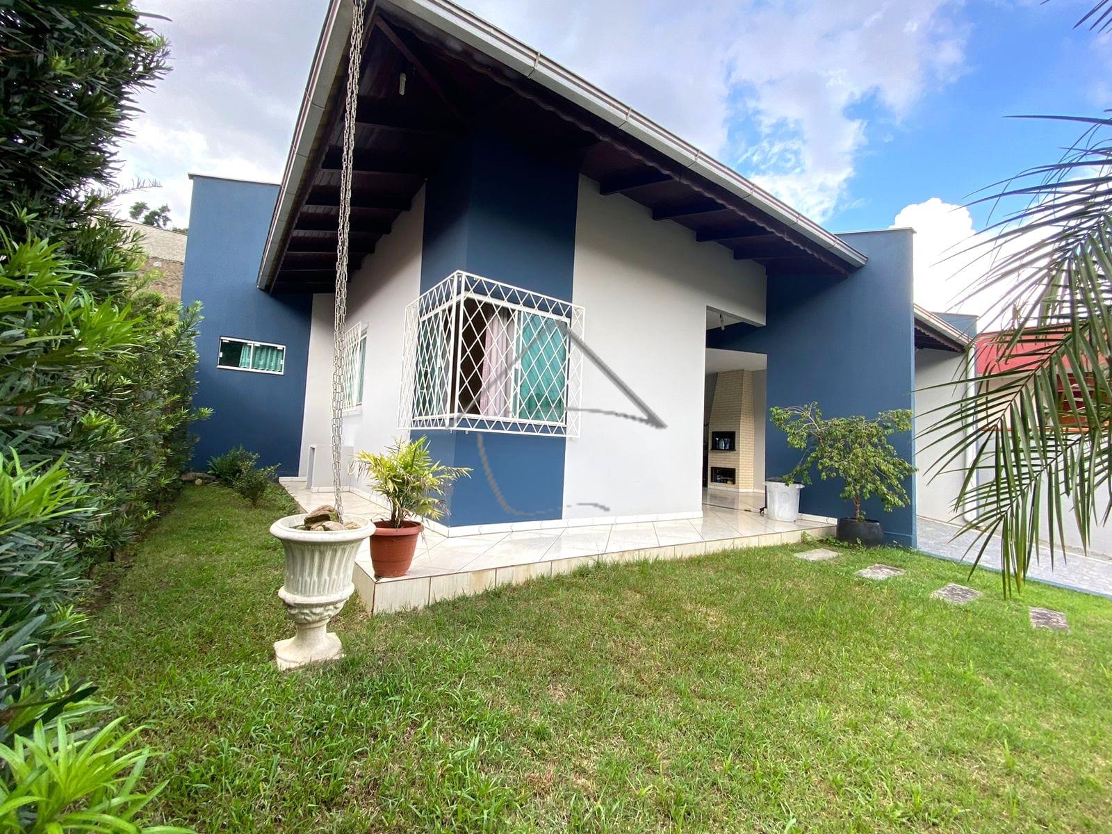 Casa à Venda - Bairro Três Rios Do Sul - Jaraguá Do Sul - SC