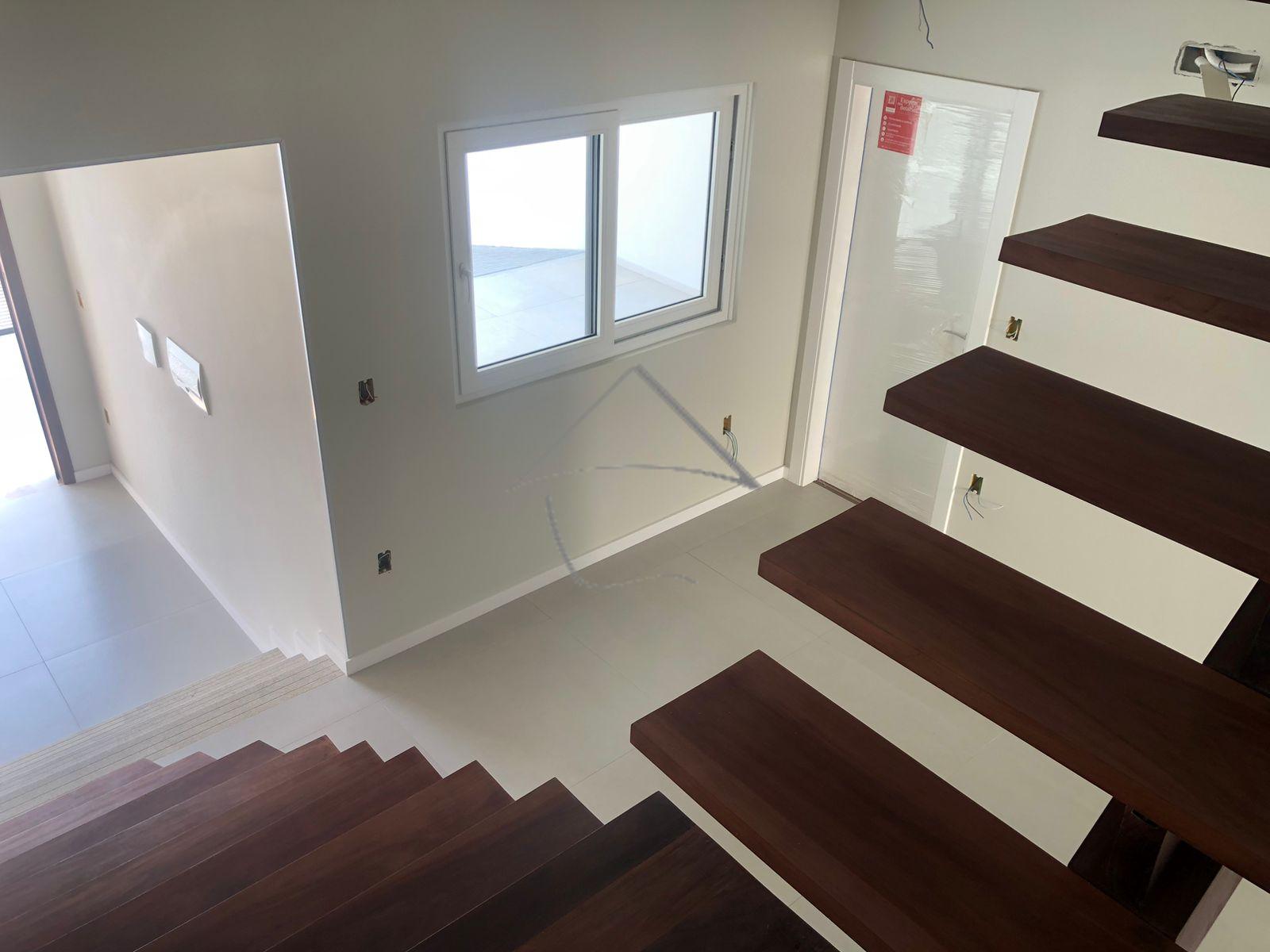 Casa com 3 dormitórios à venda,285.00 m², JARAGUA DO SUL - SC
