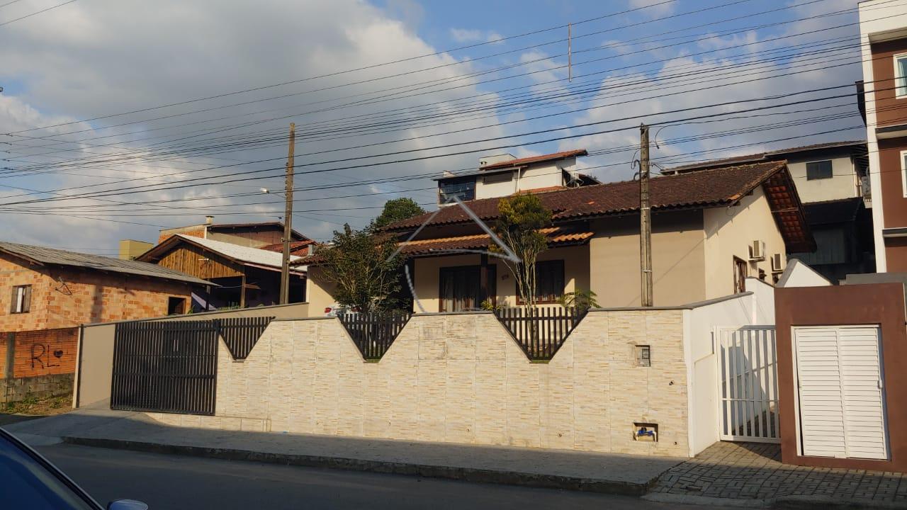 Casa com 3 dormitórios à venda, SÃO LUIS, JARAGUA DO SUL - SC