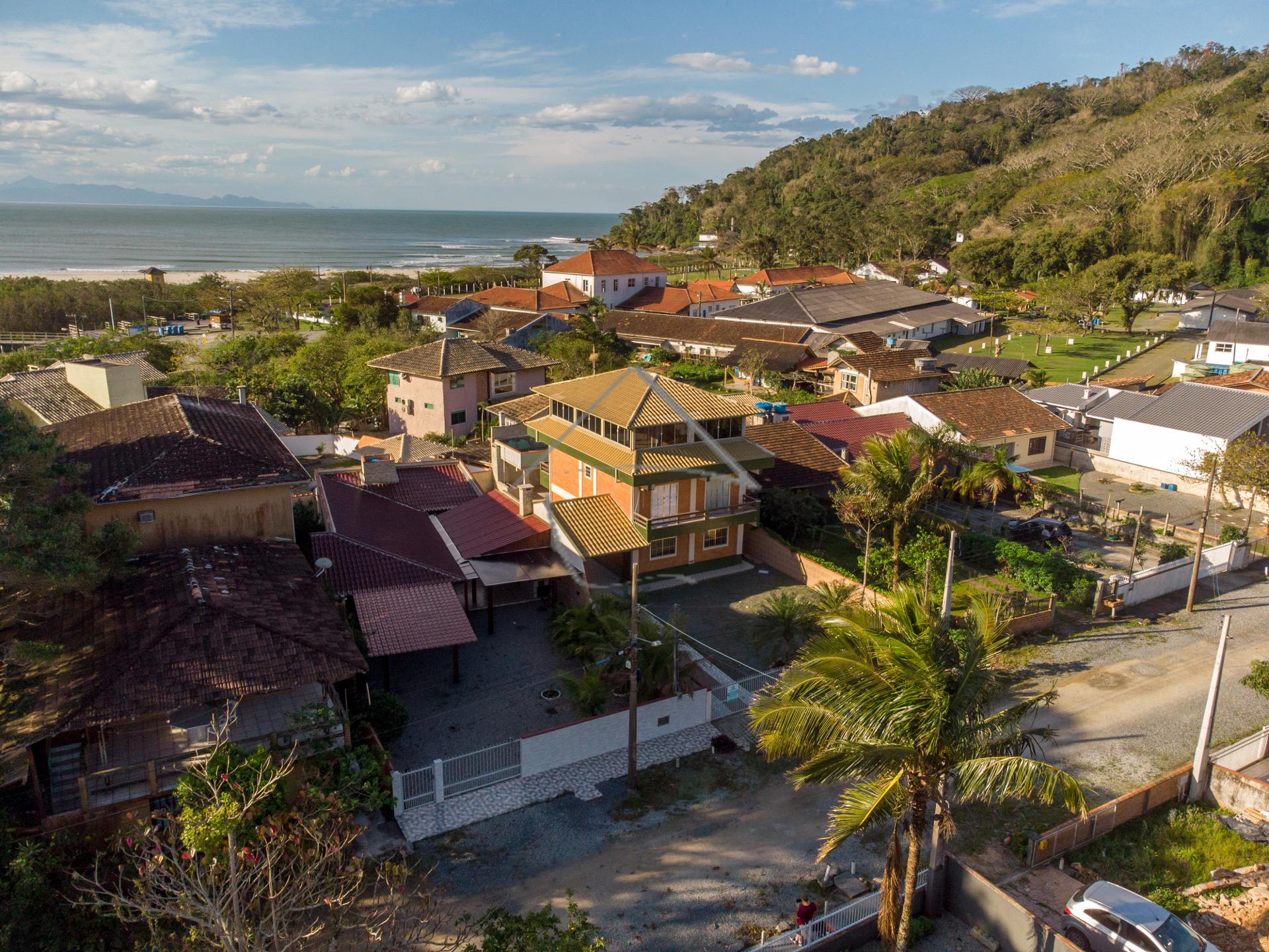 Casa com 4 dormitórios à venda, UBATUBA, SAO FRANCISCO DO SUL ...