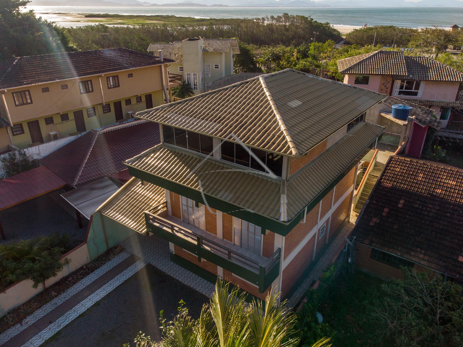 Casa com 4 dormitórios à venda, UBATUBA, SAO FRANCISCO DO SUL ...