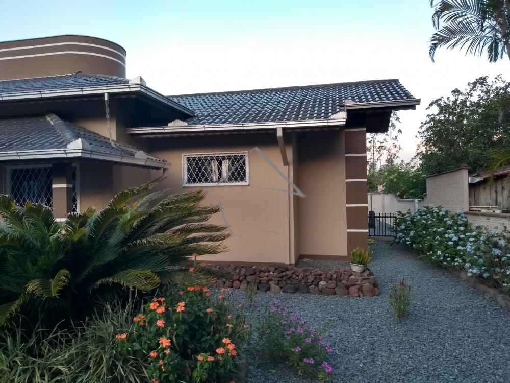 Casa alvenaria, semi mobiliada,aceita imóvel, JARAGUA DO SUL - SC