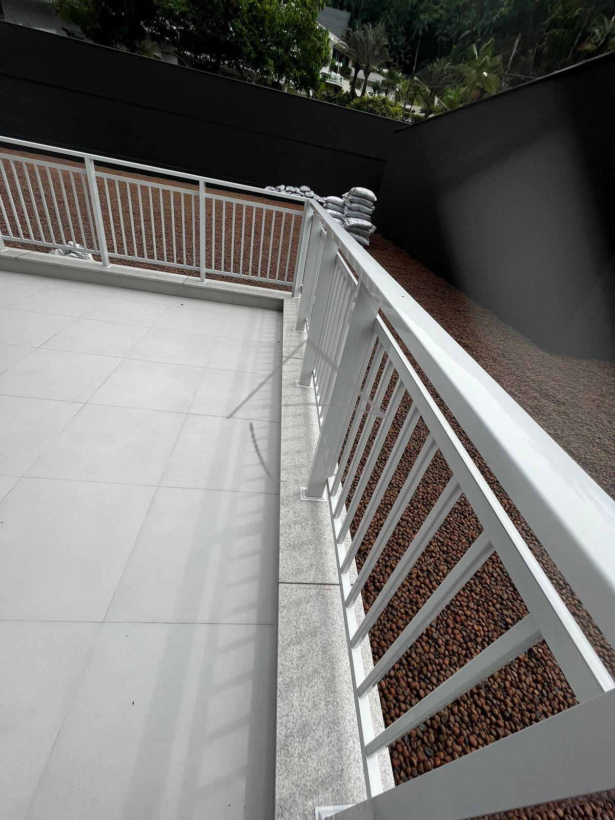 Apartamento com 2 dormitórios à venda, 120.68 m , JARAGUA DO S...