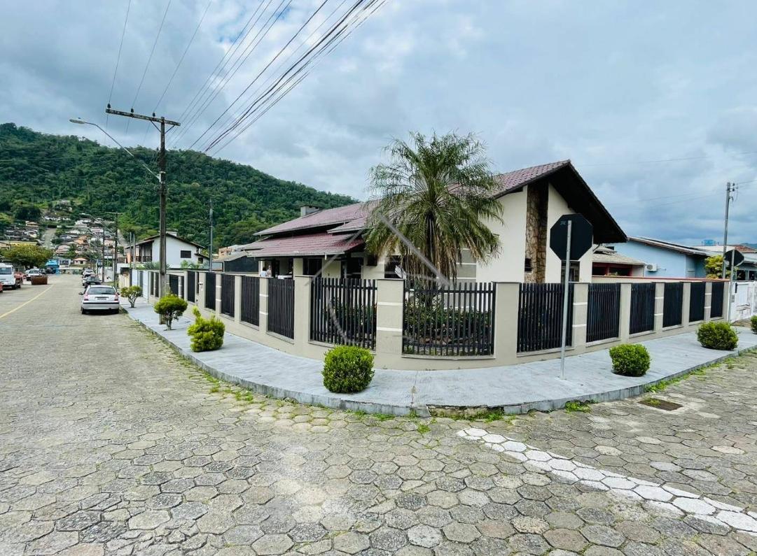 Casa com 3 dormitórios à venda, JARAGUA ESQUERDO, JARAGUA DO S...
