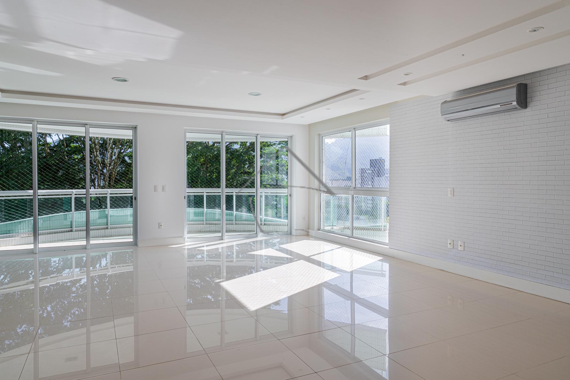 Apartamento à Venda - Bairro Centro - Jaraguá do Sul - SC.