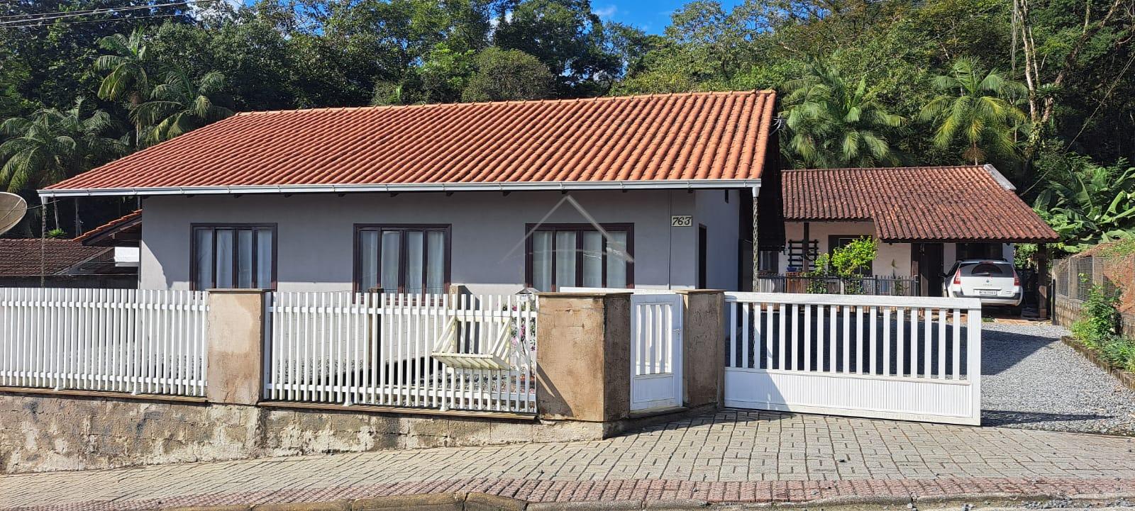 Terreno com 02 Casas de Alvenaria à Venda, ILHA DA FIGUEIRA, J...