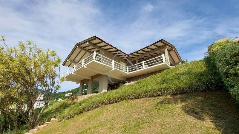 Sobrado com 3 dormit?rios e piscina ? venda, ILHA DA FIGUEIRA,...