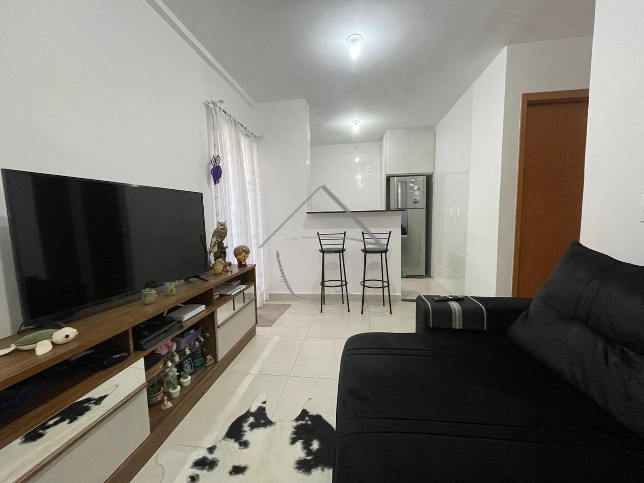 Apartamento semi mobiliado com 2 Dormitórios - Jaraguá 99 - Ja...