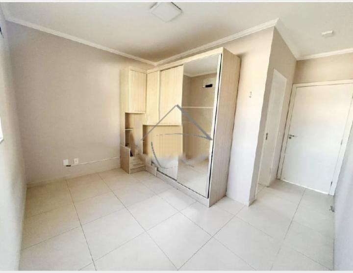 Apartamento com 3 Dormitórios à Venda - Vila Lenzi - Jaraguá d...