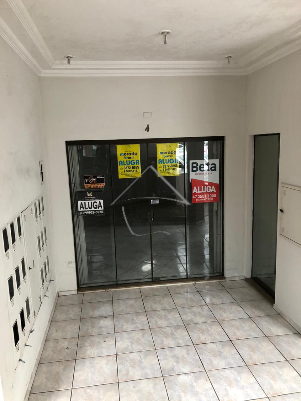 Sala comercial disponível para locação.