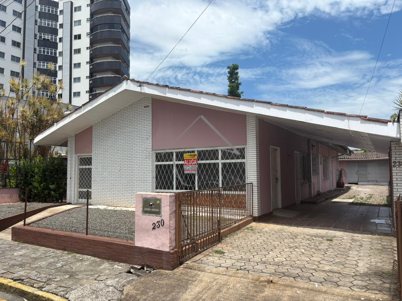 CASA PARA LOCAÇÃO NO BAIRRO CENTRO - JARAGUÁ DO SUL