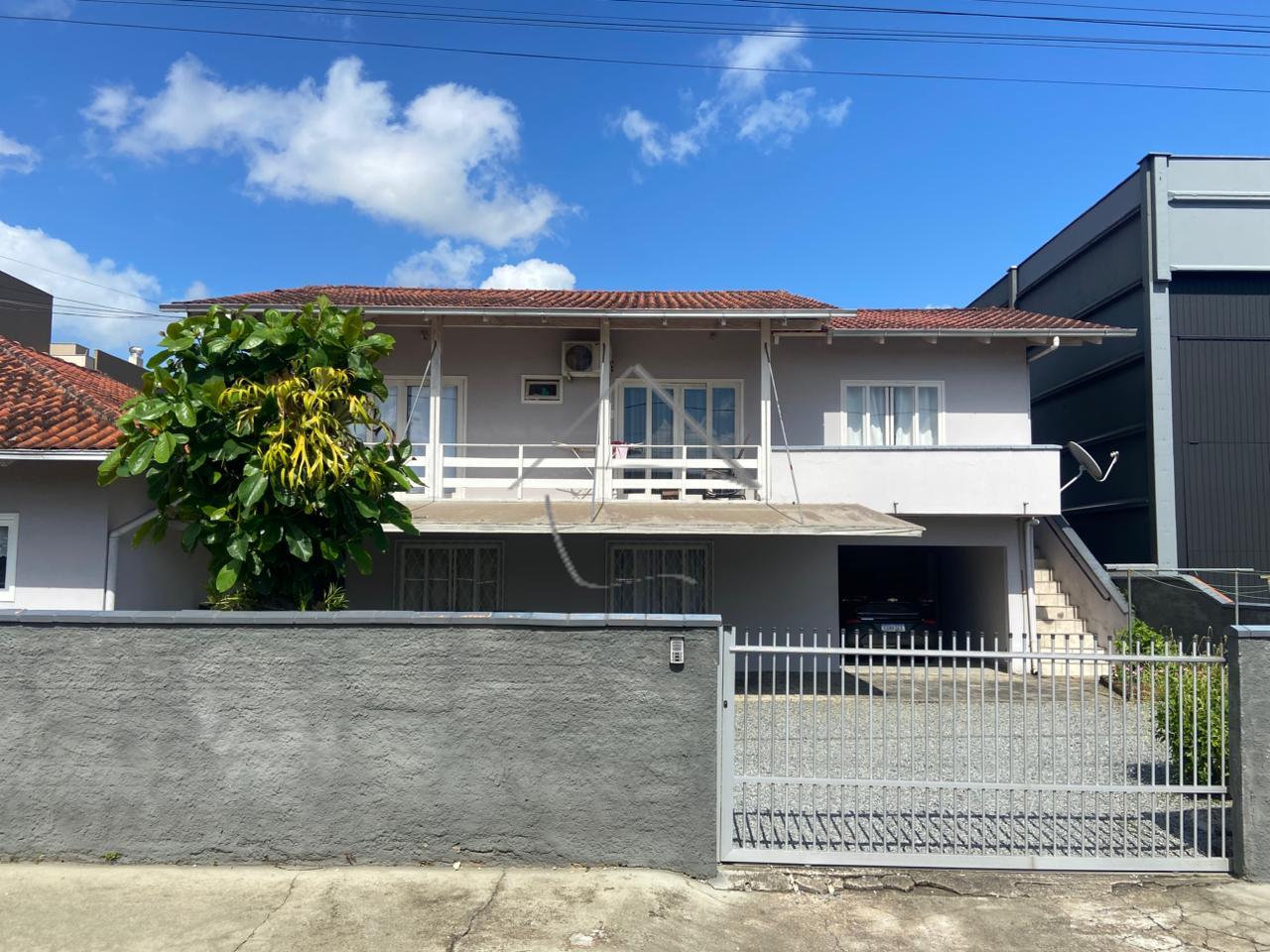 Casa com 03 moradias à venda, ILHA DA FIGUEIRA, JARAGUA DO SUL...