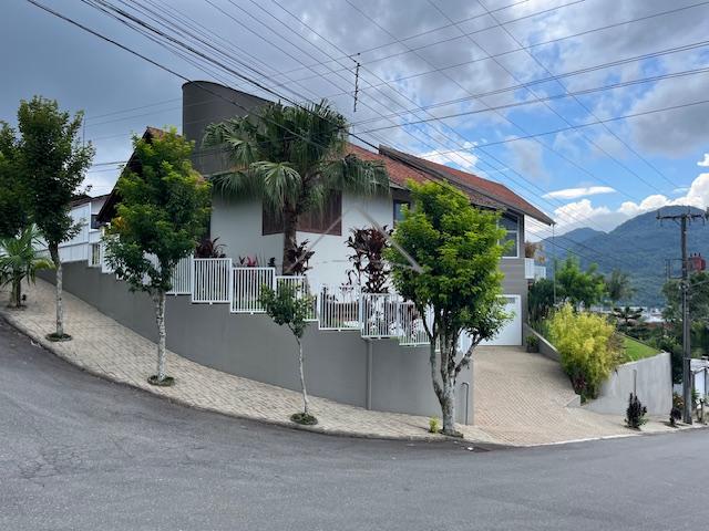 Casa à venda, 311 m  por R  1.700.000 - Ilha da Figueira - Jar...