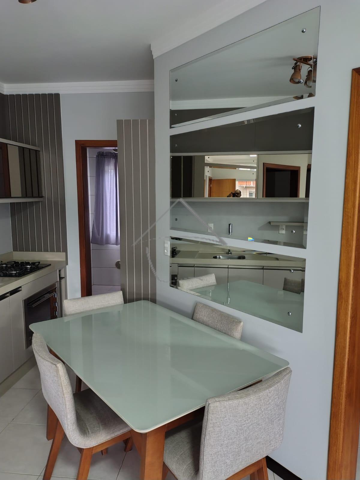 Apartamento com 02 dormitórios disponível para locação.