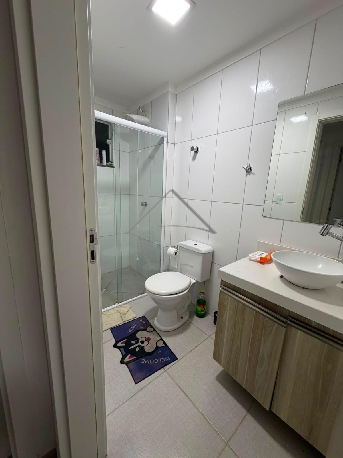 Apartamento com 02 dormitórios disponível para venda no bairro...