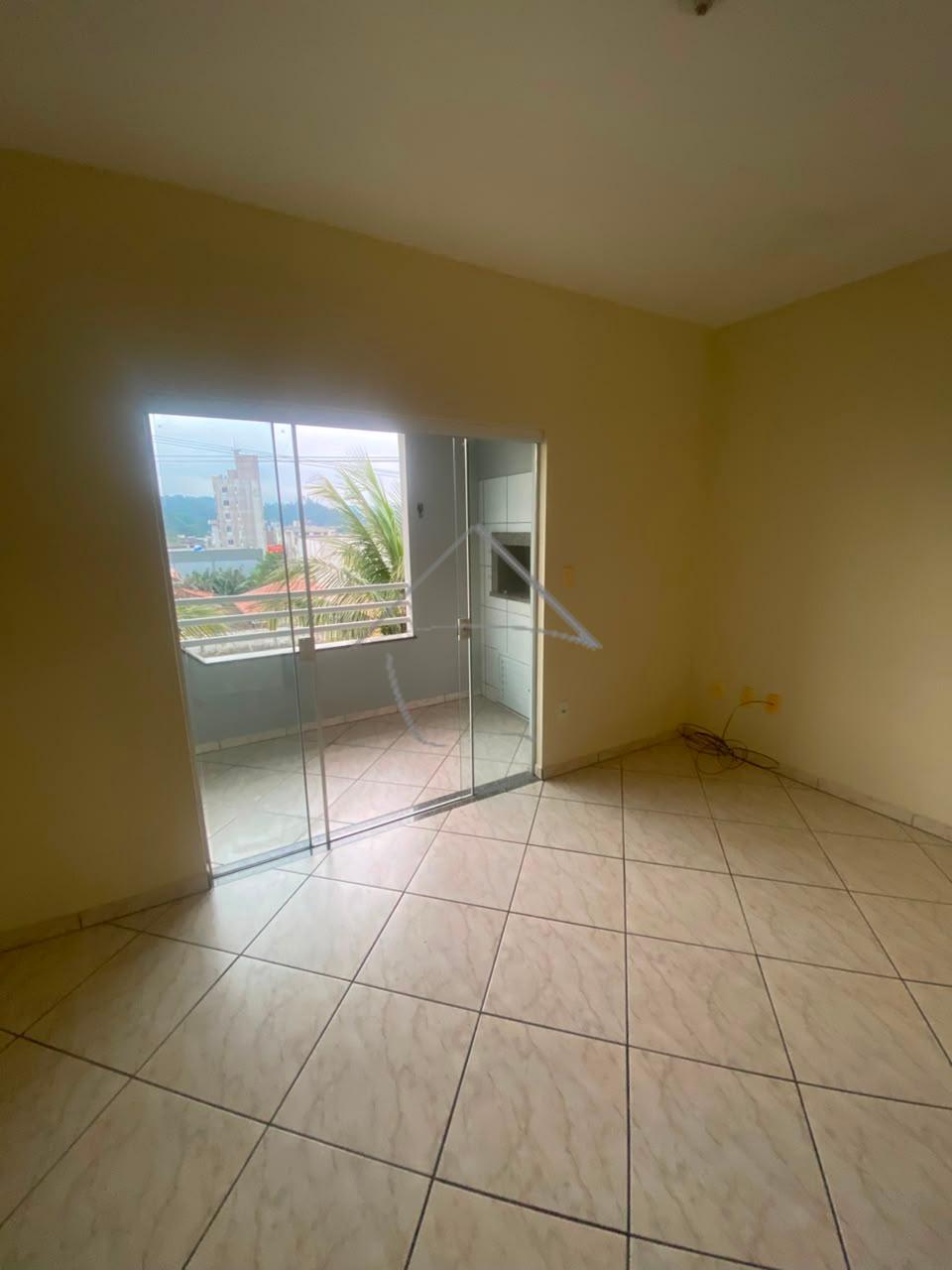 Apartamento disponível para locação - Barra do Rio Cerro