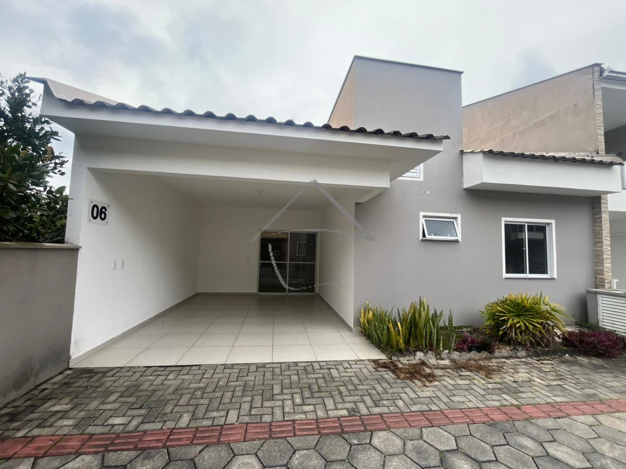 Casa com 2 Dormitórios  à Venda - Jaraguá 99 - Jaraguá Do Sul ...
