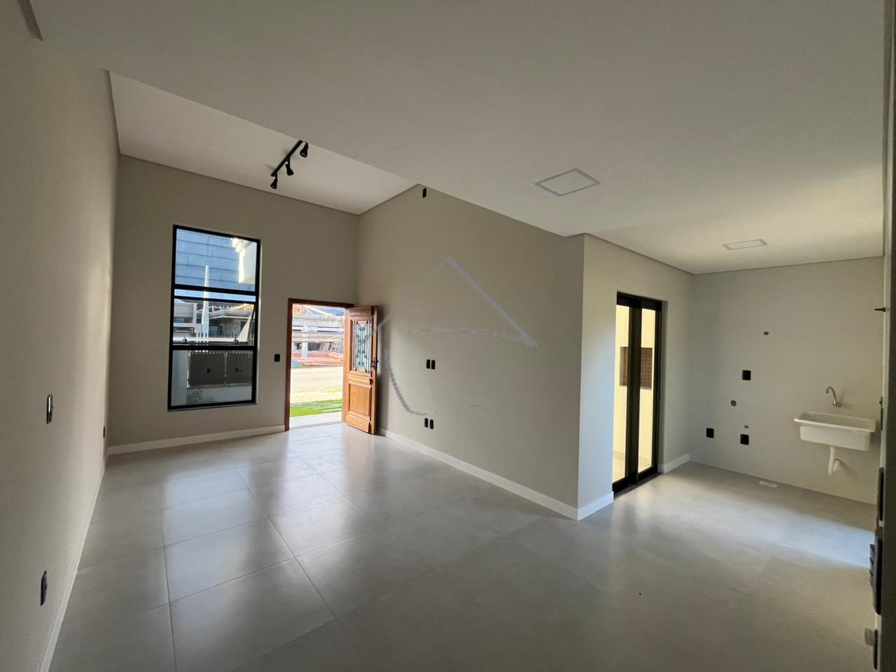 Casa com 1 suíte + 02 dormitórios à venda, RIO CERRO I, JARAGU...