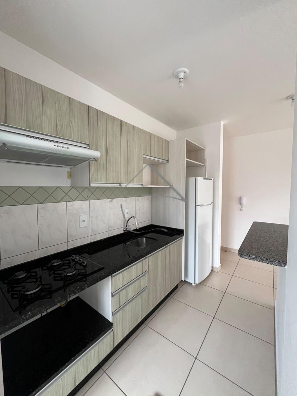 Apartamento no Centro disponível para locação.