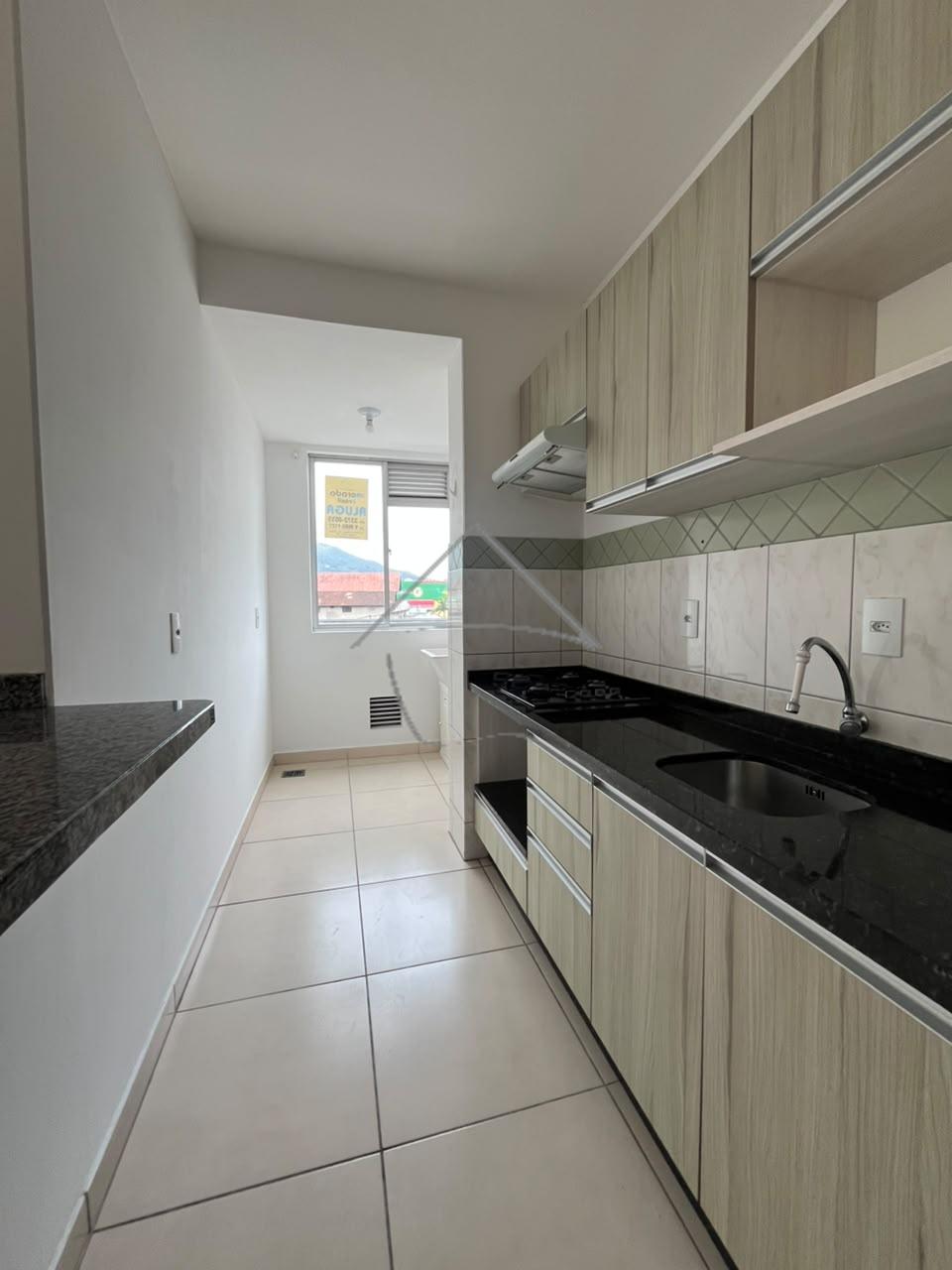Apartamento no Centro disponível para locação.