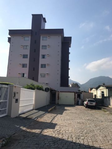 Apartamento com 1 dormitório para locação, CENTRO, JARAGUA DO ...