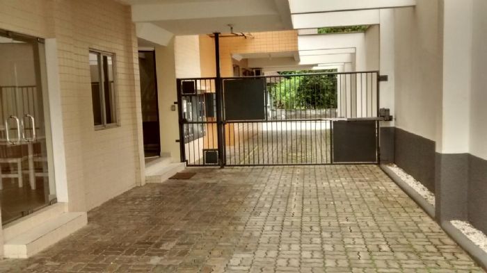 APARTAMENTO BAIRRO CZERNIEWICZ