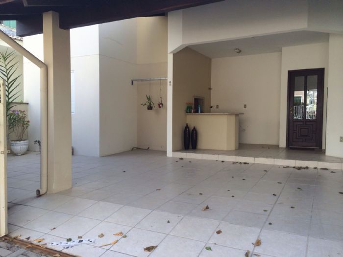 Casa com 4 suítes para locação, JARAGUA ESQUERDO, JARAGUA DO S...