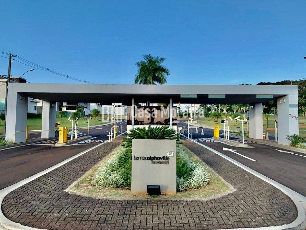 Terreno à venda no Condomínio Terras Alpha II com 620,00 m2, F...