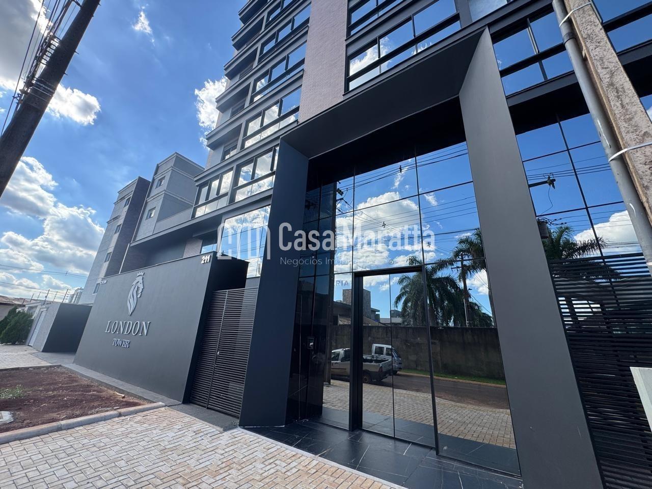 Studios à venda no Edf. London Tower, JARDIM CLAUDIA, FOZ DO I...