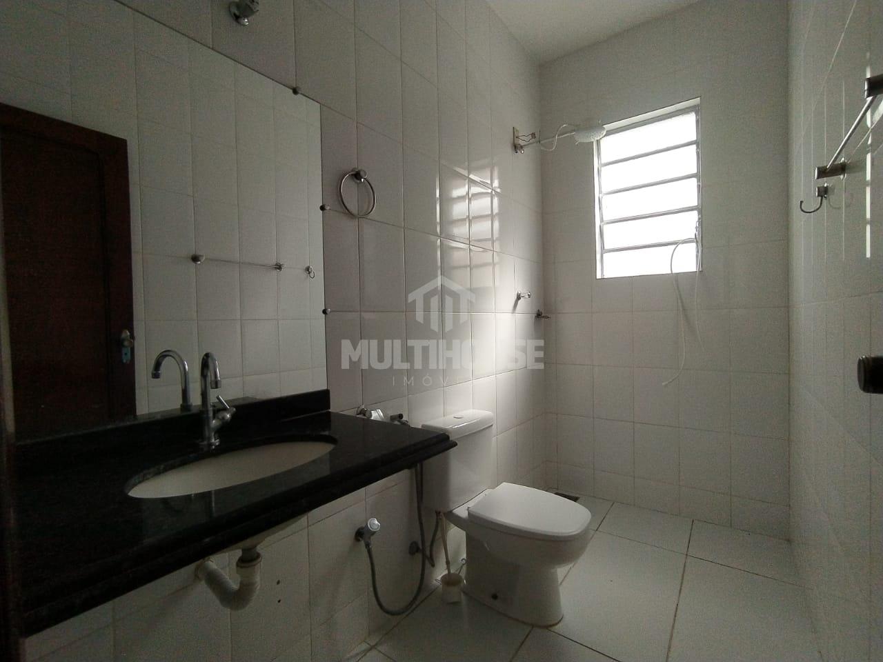 VENDO ou ALUGO-  CASA -04 quartos Bairro Minas Caixa - Venda N...
