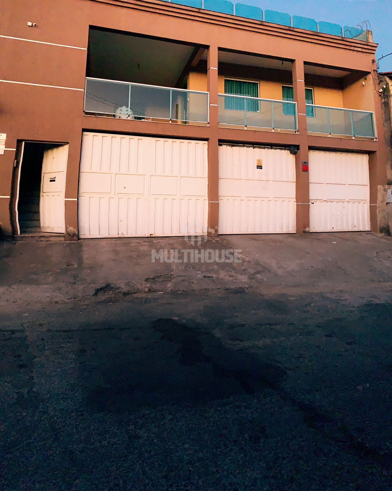 Casa ? venda de 4 quartos no bairro C?u Azul em Belo Horizonte